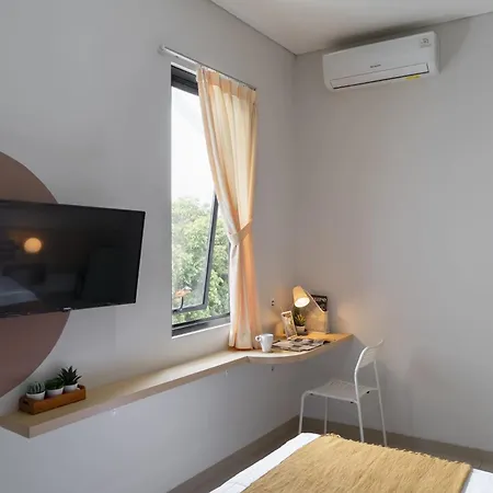 UROOMS Panglima Polim-2