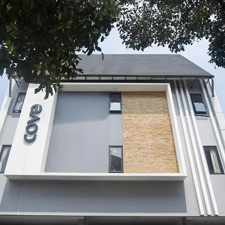 UROOMS Panglima Polim-3